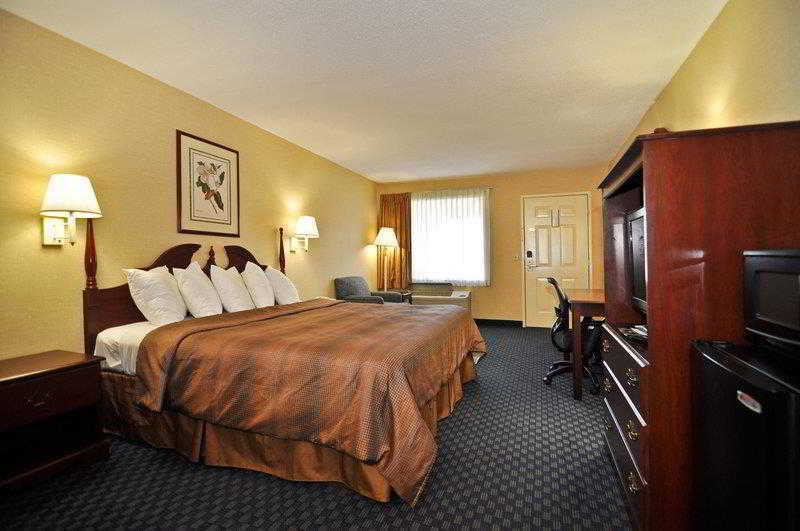 Quality Inn Ешберн Екстер'єр фото