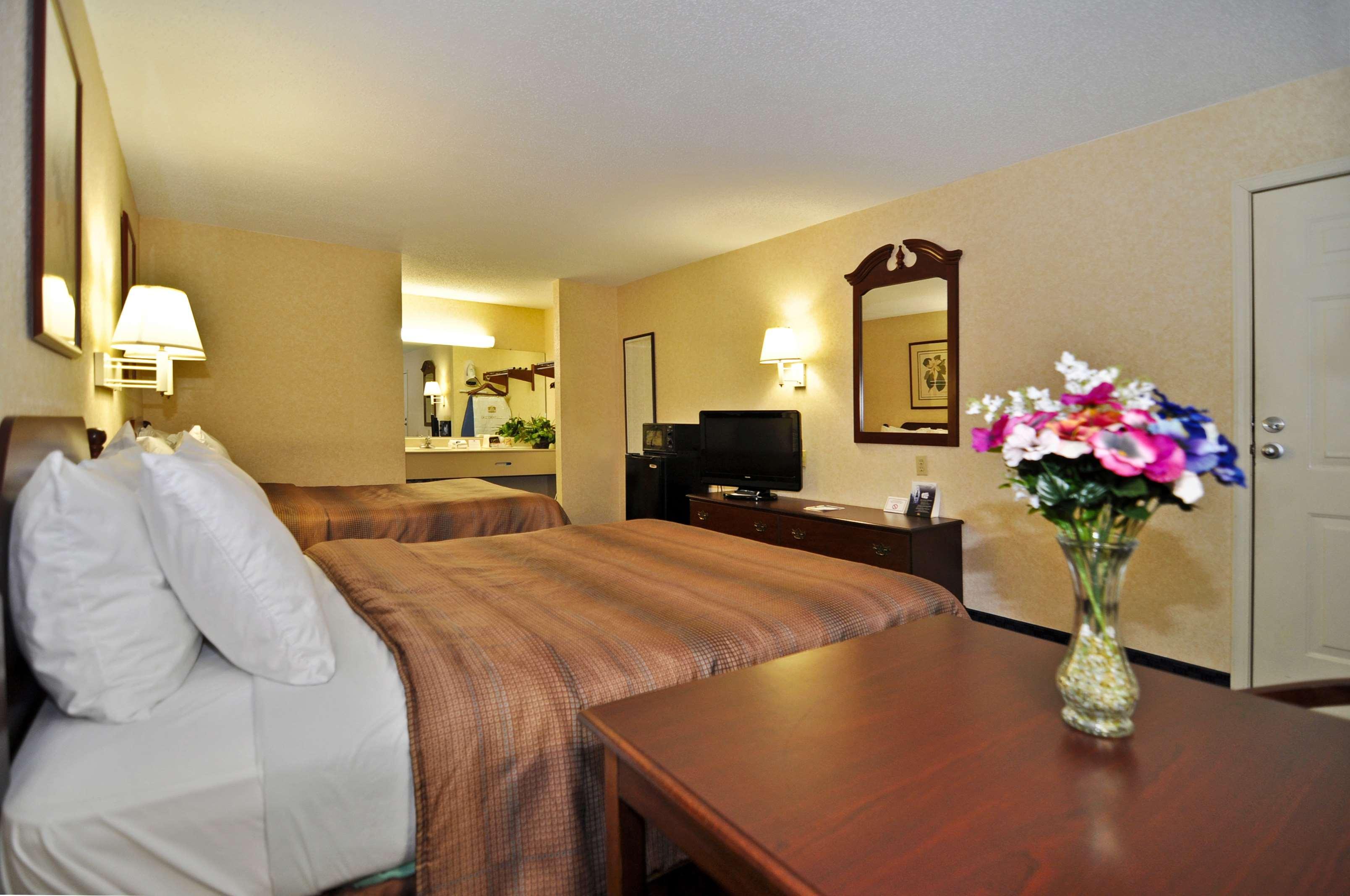 Quality Inn Ешберн Екстер'єр фото